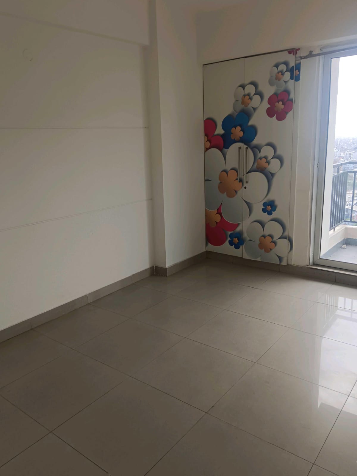 2 BHK Apartment For Rent in Gaur City 2 - 14th Avenue