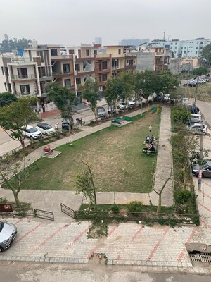 6 BHK Independent House – Exterior View View at Sector 77 - for Sale