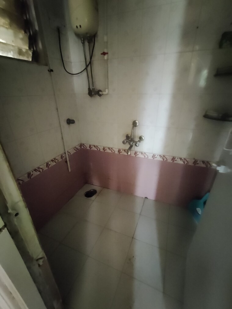 Bathroom, parijat-gardens-marigold-chs 1 Bedroom 425 Sq.Ft. Apartment In Kasarvadavali Thane 9345671