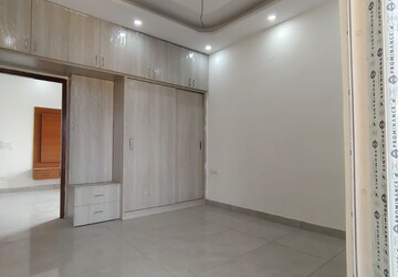 Room in 3 BHK Apartment at Skynet Towers, Patiala Road – for Rent