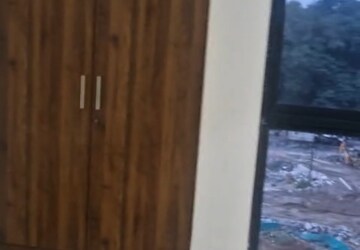 Furnished Amenities in 3 BHK Apartment at Lodha Sterling, Kolshet Road – for Rent