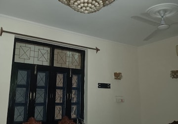 Living Room in 4 BHK Apartment at Bancourt Apartment, Sector 43 – for Rent