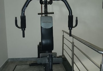 Staircase in 4 BHK Apartment at Bancourt Apartment, Sector 43 – for Rent