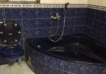 Bathroom in 2 BHK Builder Floor at Green Park Extension – for Rent