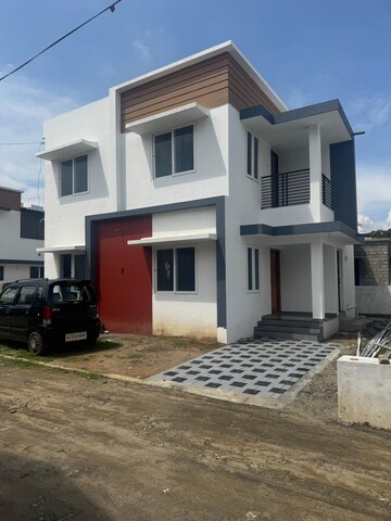 3 BHK Villa For Sale in Kallekkad