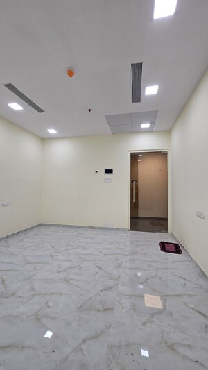 Room in 1 BHK Apartment at Regency Estate, Dombivli East – for Rent