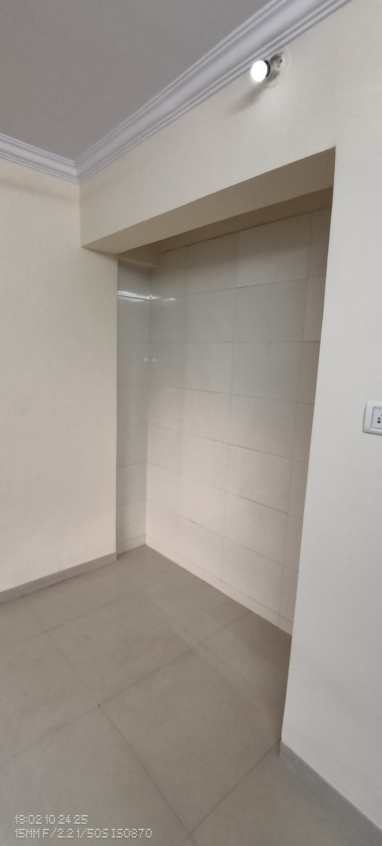 Room, raunak-heights 1 Bedroom 430 Sq.Ft. Apartment In Ghodbunder Road Thane 9345988