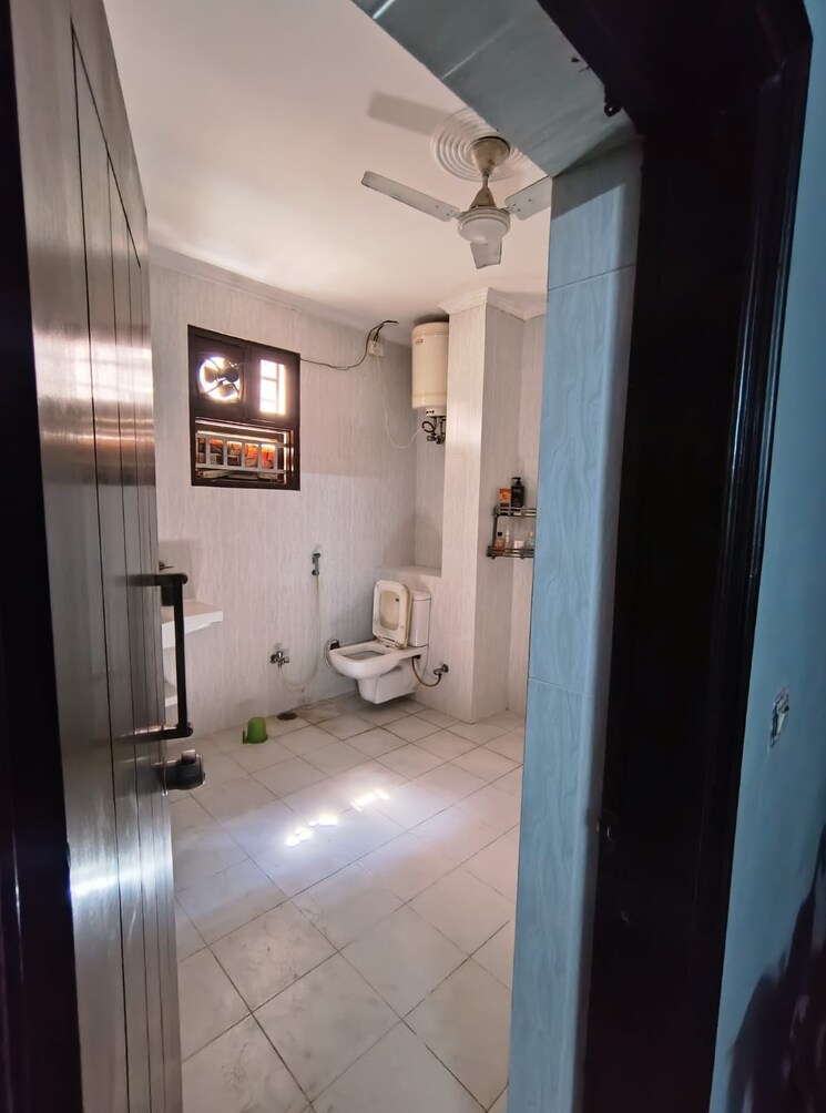 Kitchen, sector 28 4 Bedroom 235 Sq.Yd. Independent House In Sector 28 Faridabad 9346030