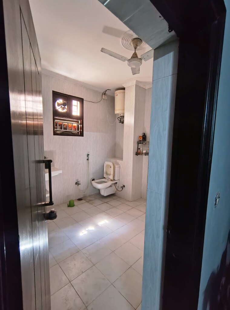 Kitchen, sector 28 4 Bedroom 235 Sq.Yd. Independent House In Sector 28 Faridabad 9346030