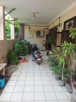 Parking in 4 BHK Independent House at Sector 28 – for Sale