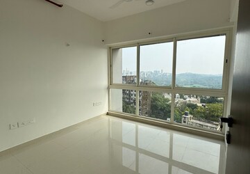 Room in 2 BHK Apartment at Omkar Ananta, Goregaon East – for Rent