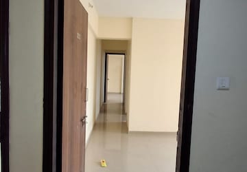 Building Lobby in 1 BHK Apartment at Highland Pearl, Thane West – for Rent