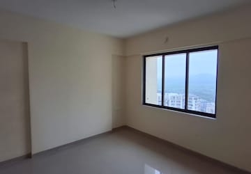 Room in 1 BHK Apartment at Highland Pearl, Thane West – for Rent
