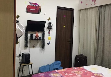 Bedroom in 2 BHK Apartment at Omkar Ananta, Goregaon East – for Rent