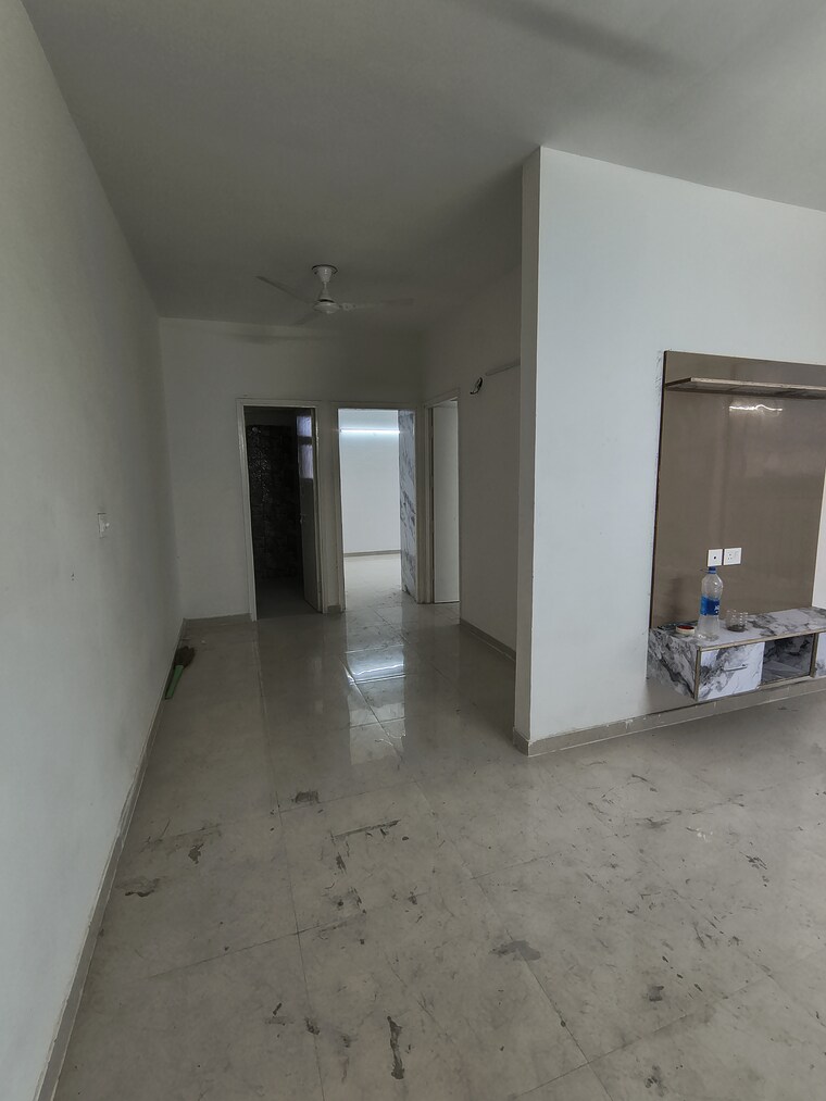 Room, sector 37d 2 Bedroom 685 Sq.Ft. Apartment In Sector 37d Gurgaon 9346114