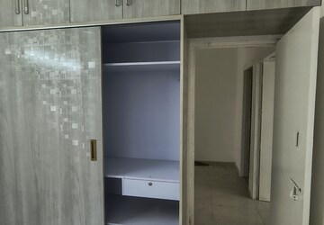 Furnished Amenities in 2 BHK Apartment at Sector 37d – for Rent