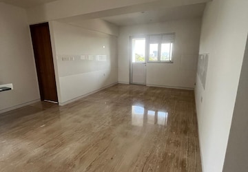 Room in 4 BHK Penthouse at Gold Platz, Richmond Town – for Sale