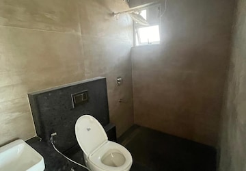 Bathroom in 4 BHK Penthouse at Gold Platz, Richmond Town – for Sale