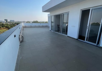 Balcony in 4 BHK Penthouse at Gold Platz, Richmond Town – for Sale