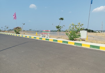 Swimming Pool in 3 BHK Villa at Ibrahimpatnam – for Sale