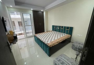Bedroom in 1.5 BHK Builder Floor at Sector 46 – for Rent