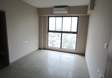 Room in 3 BHK Apartment at Birla Vanya, Kalyan West – for Rent