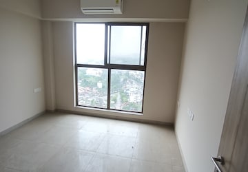 Room in 3 BHK Apartment at Birla Vanya, Kalyan West – for Rent