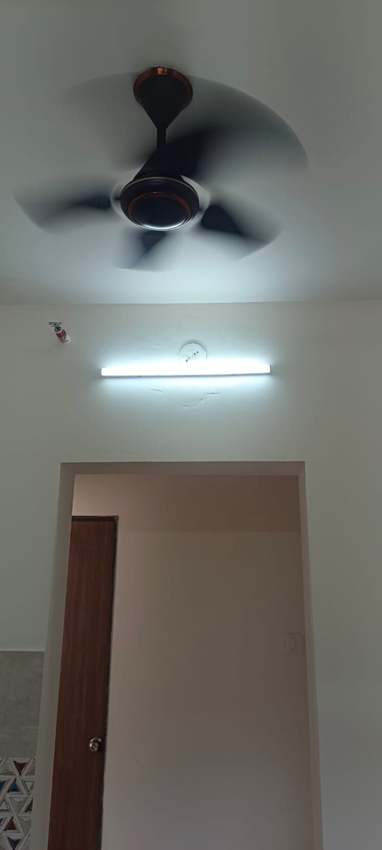 Room, mahavir-square 1 Bedroom 425 Sq.Ft. Apartment In Manpada Thane 9346262