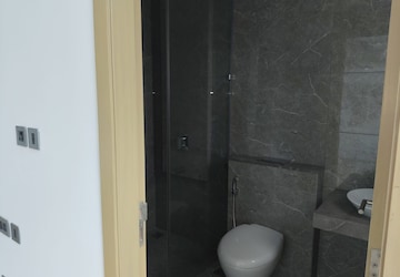 Bathroom in 6 BHK Apartment at Oberoi Sky City, Borivali East – for Sale