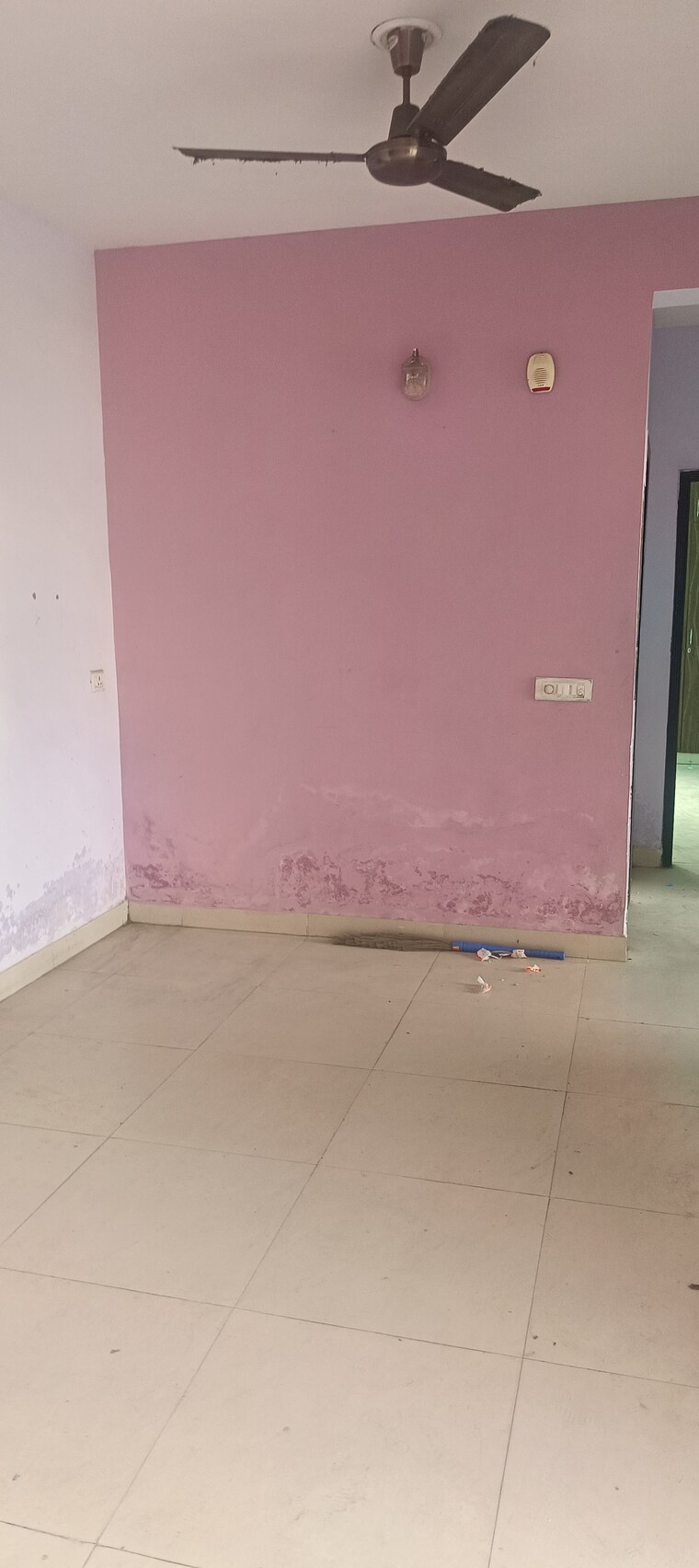 Room, aims-golf-avenue-ii 3 Bedroom 1455 Sq.Ft. Apartment In Sector 75 Noida 9346239