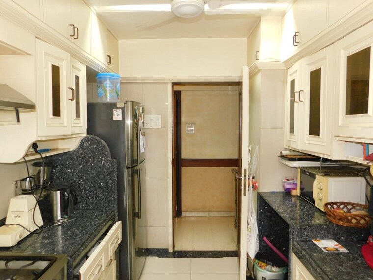 Kitchen, bandra west 3 Bedroom 1140 Sq.Ft. Apartment In Bandra West Mumbai 9346230