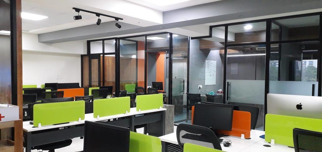 Office Space For Rent in Commercial Business Hub