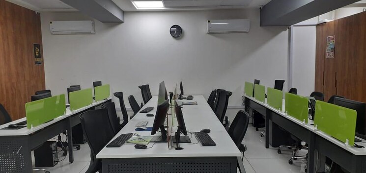 undefined, vijay nagar Commercial Office Space 3500 Sq.Ft. In Vijay Nagar Indore 9346374