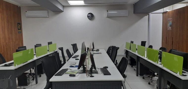 undefined, vijay nagar Commercial Office Space 3500 Sq.Ft. In Vijay Nagar Indore 9346374