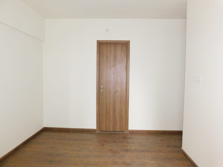 Room, sd-siennaa-wing-c 1.5 Bedroom 515 Sq.Ft. Apartment In Kandivali East Mumbai 9346401