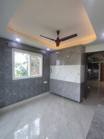 2.5 BHK Apartment For Rent in Jahaz Apartments, Paschim Vihar