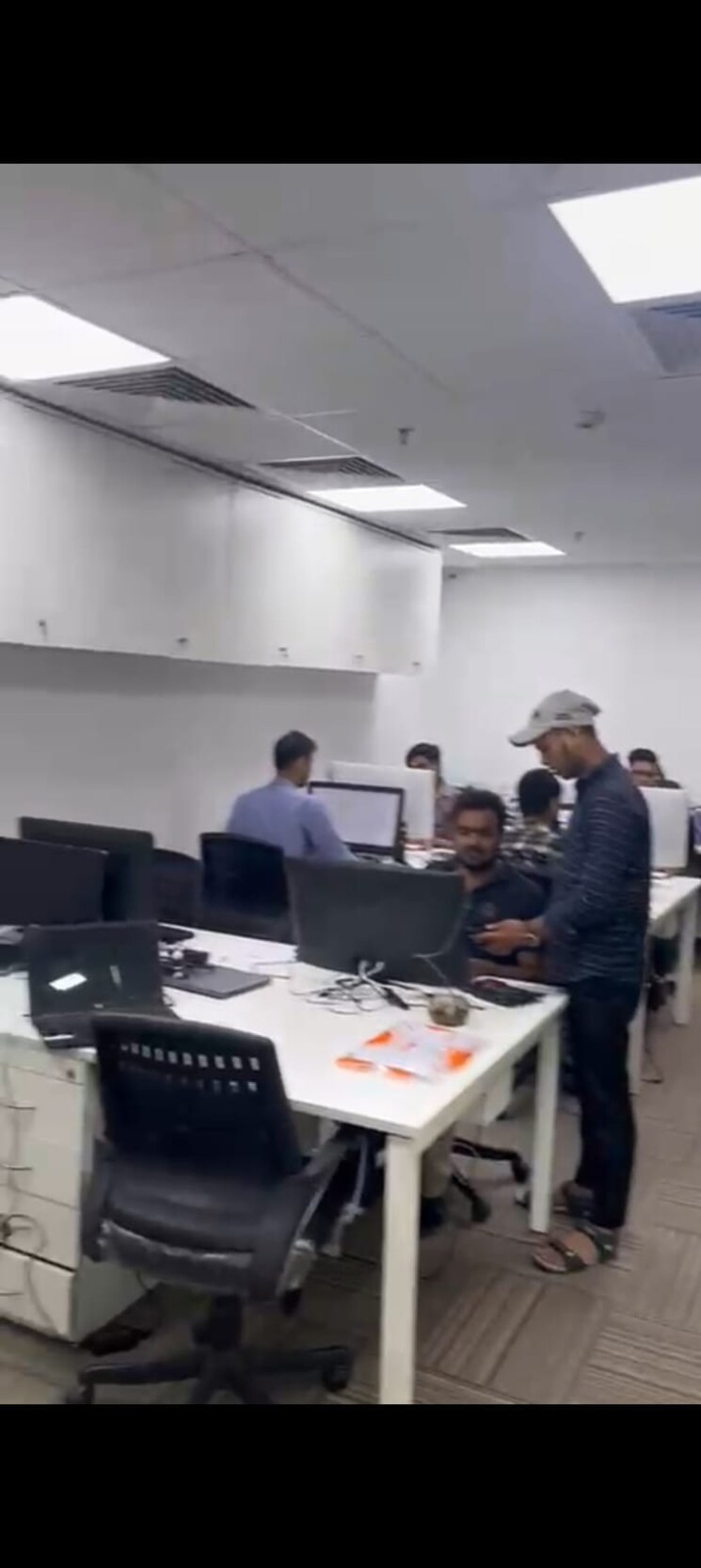 Team Area, jmd-megapolis Commercial Office Space 1421 Sq.Ft. In Sector 48 Gurgaon 9346581