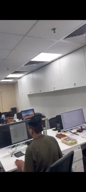 Team Area in  Office Space at JMD Megapolis, Sector 48 – for Rent