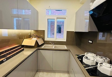 Kitchen in 3 BHK Builder Floor at Shree Vardhman Victoria, Sector 70 – for Sale