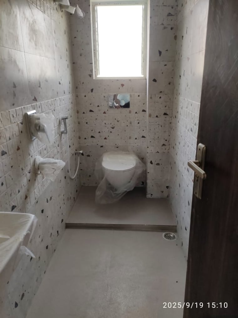 Bathroom, kristi-villa 2 Bedroom 1103 Sq.Ft. Apartment In Chinar Park Kolkata 9346642