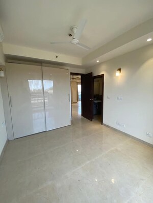 2 BHK Apartment For Rent in Paras Irene, Sector 70a