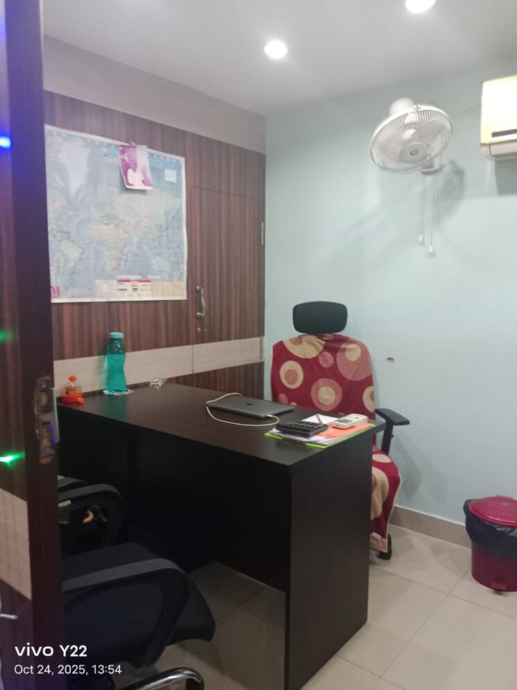 Team Area, bbd bagh Commercial Office Space 270 Sq.Ft. In Bbd Bagh Kolkata 9346629