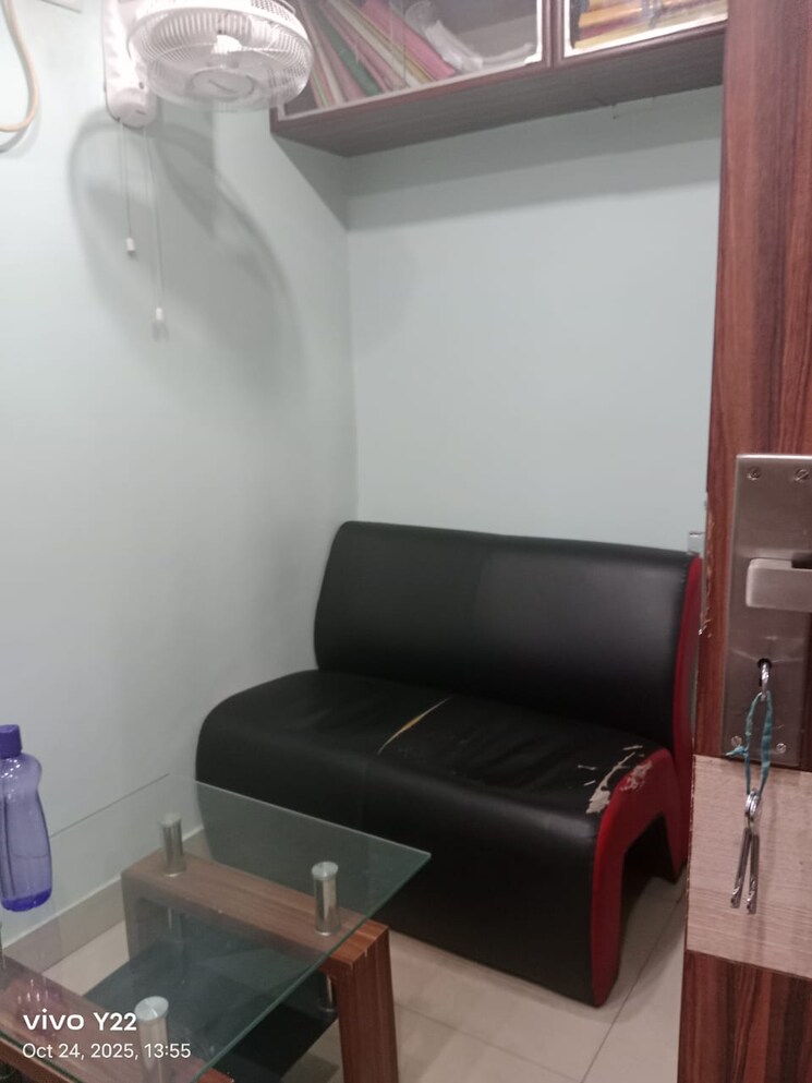 Living Room, bbd bagh Commercial Office Space 270 Sq.Ft. In Bbd Bagh Kolkata 9346629