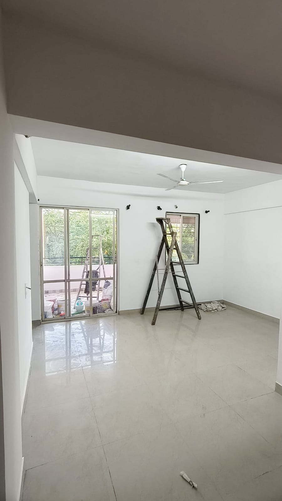 2 BHK Apartment For Rent in Shantiniketan Society, te