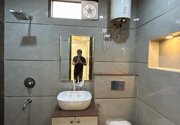 Bathroom in 3 BHK Builder Floor at Malviya Nagar – for Rent