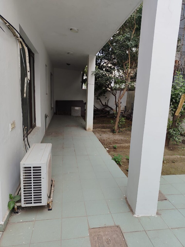 undefined, sushant-lok-3 2 Bedroom 2200 Sq.Ft. Builder Floor In Sector 57 Gurgaon 9346697