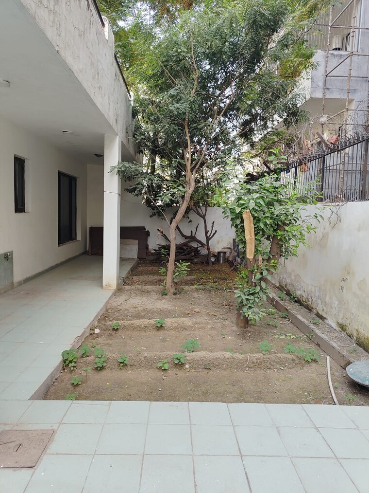 Balcony, sushant-lok-3 2 Bedroom 2200 Sq.Ft. Builder Floor In Sector 57 Gurgaon 9346697