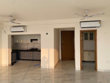 Building Lobby in 4 BHK Apartment at M3M Marina, Sector 68 – for Rent