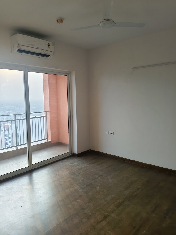 Room, shapoorji-pallonji-joyville-gurgaon 3 Bedroom 1852 Sq.Ft. Apartment In Sector 102 Gurgaon 9346710