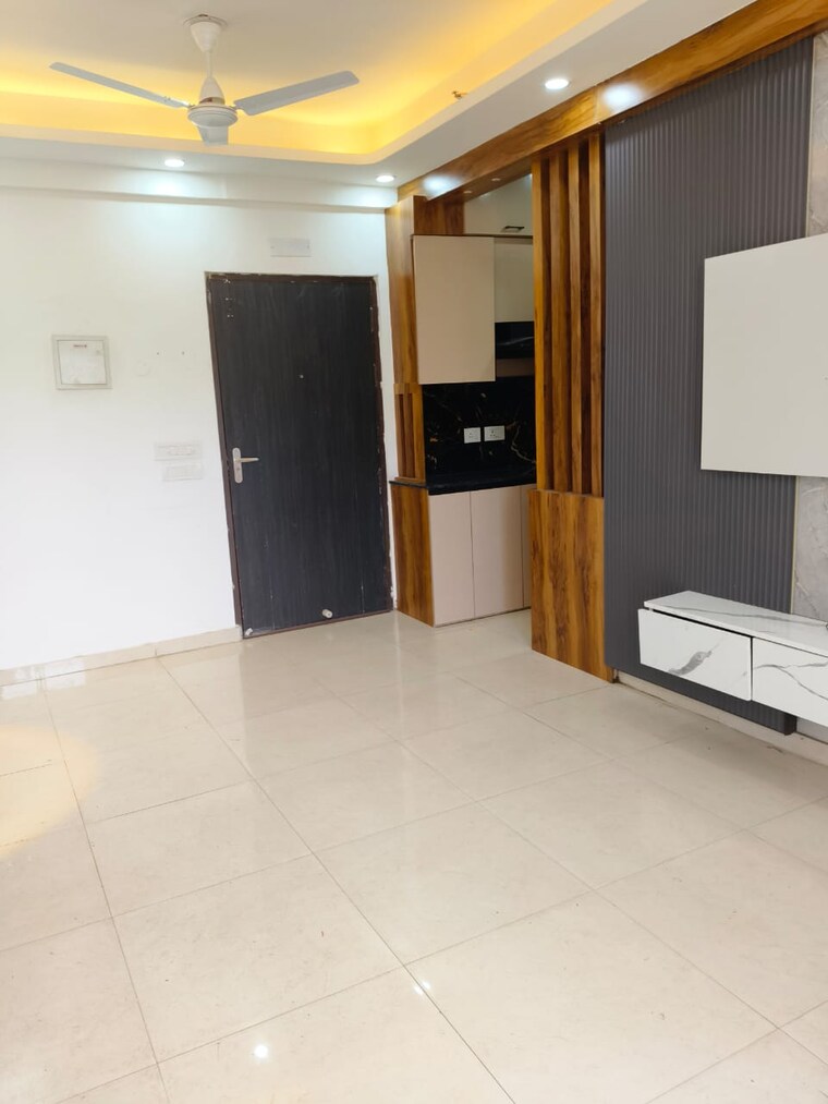 Room, rof-aalayas 3 Bedroom 960 Sq.Ft. Apartment In Sector 102 Gurgaon 9346761